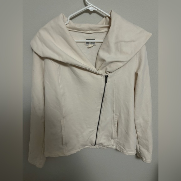 Converse Jackets & Blazers - NWOT Converse One Star zip up